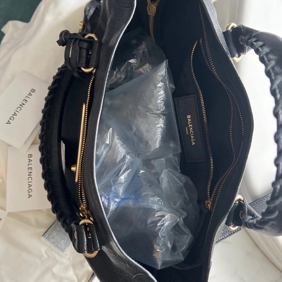 Auth Balenciaga Medium City Bag Black Gold Metallic Edge Chèvre leather LIKE NEW - Picture 11 of 11